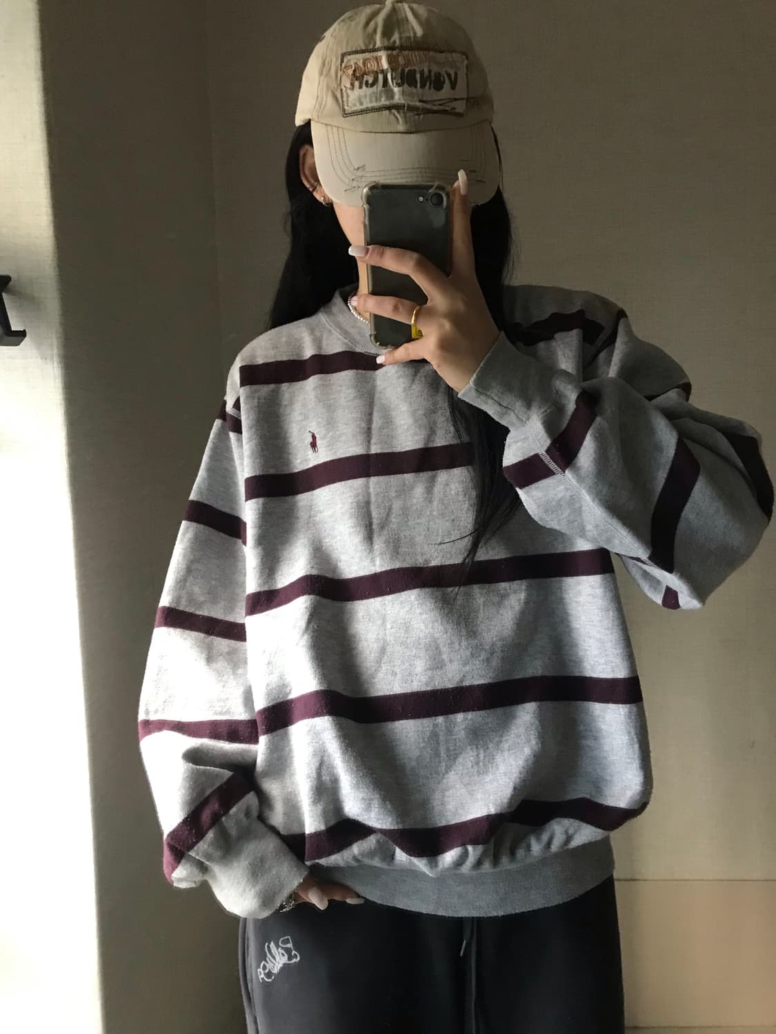 폴로 그레이 버건디 스트라이프 맨투맨 상품이미지2