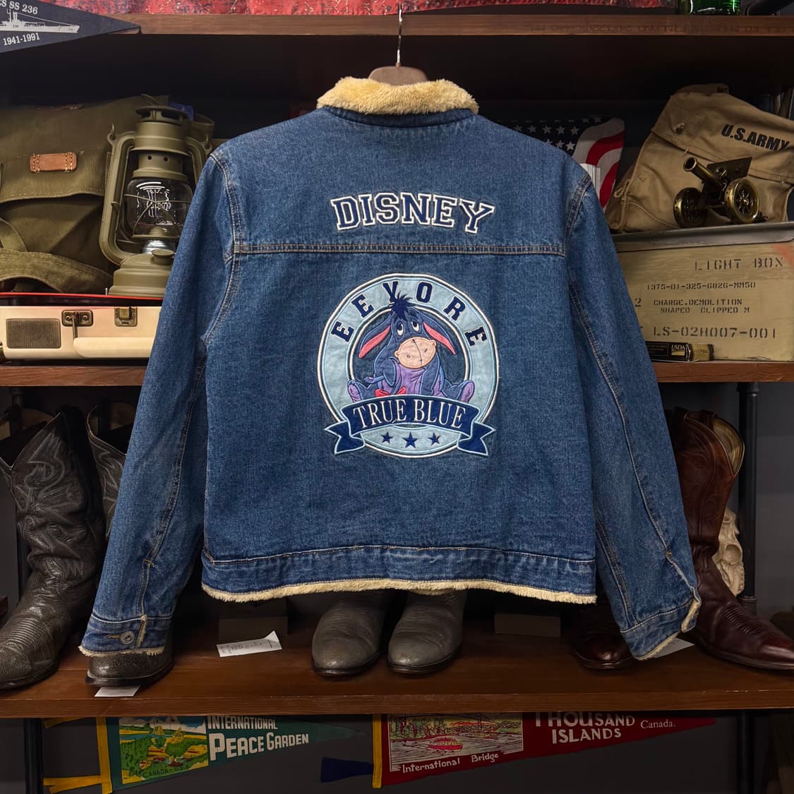 00s DISNEY 디즈니 곰돌이 푸 이요르 빅 로고 쉐르파 자켓 상품이미지2