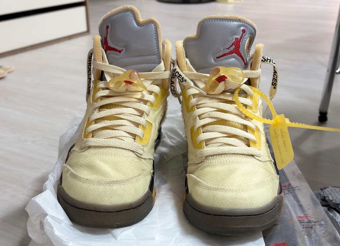 [270]조던5 오프화이트 파이어레드 상품이미지1