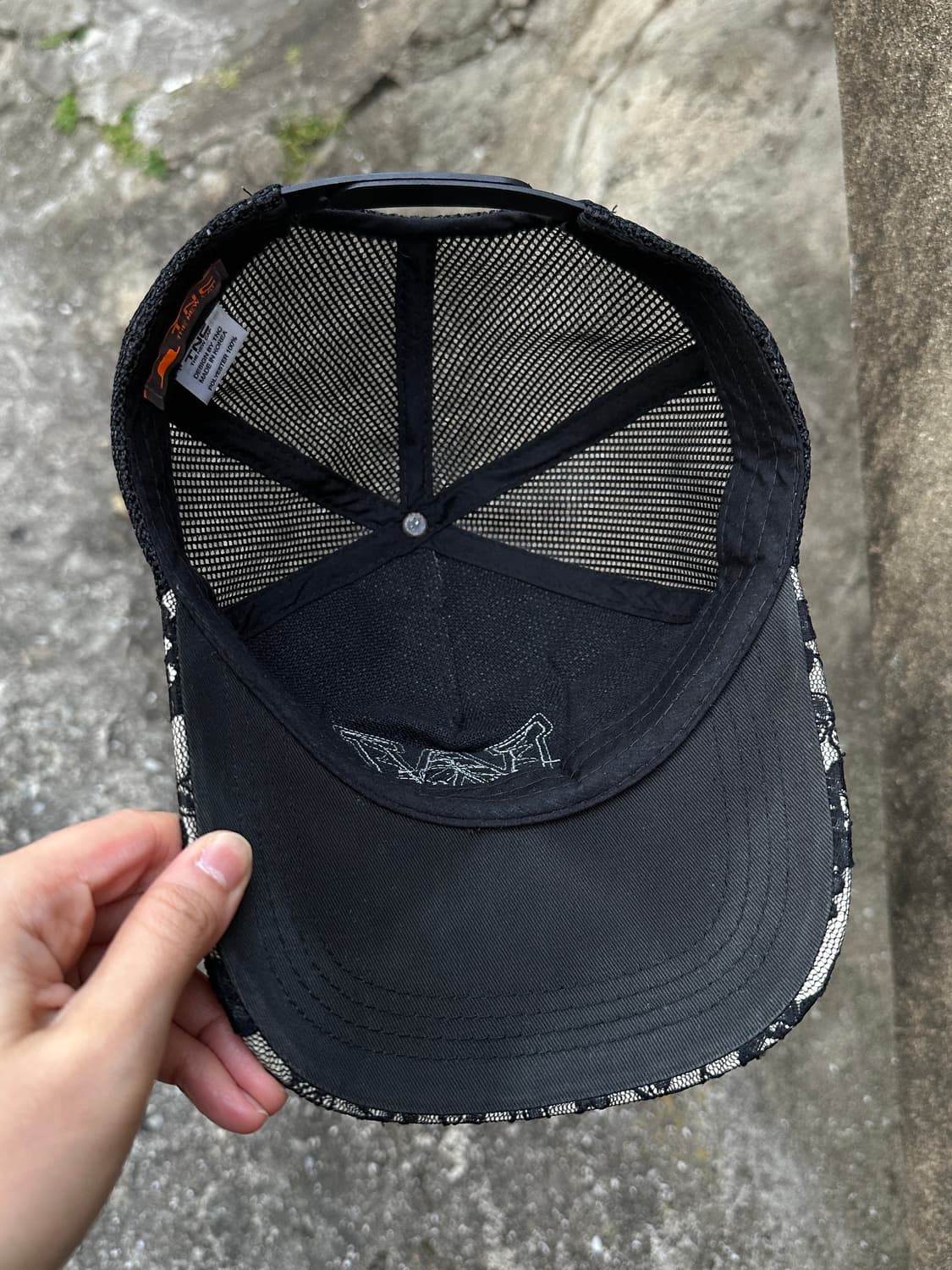 Flower embroidered leather trucker 상품이미지6