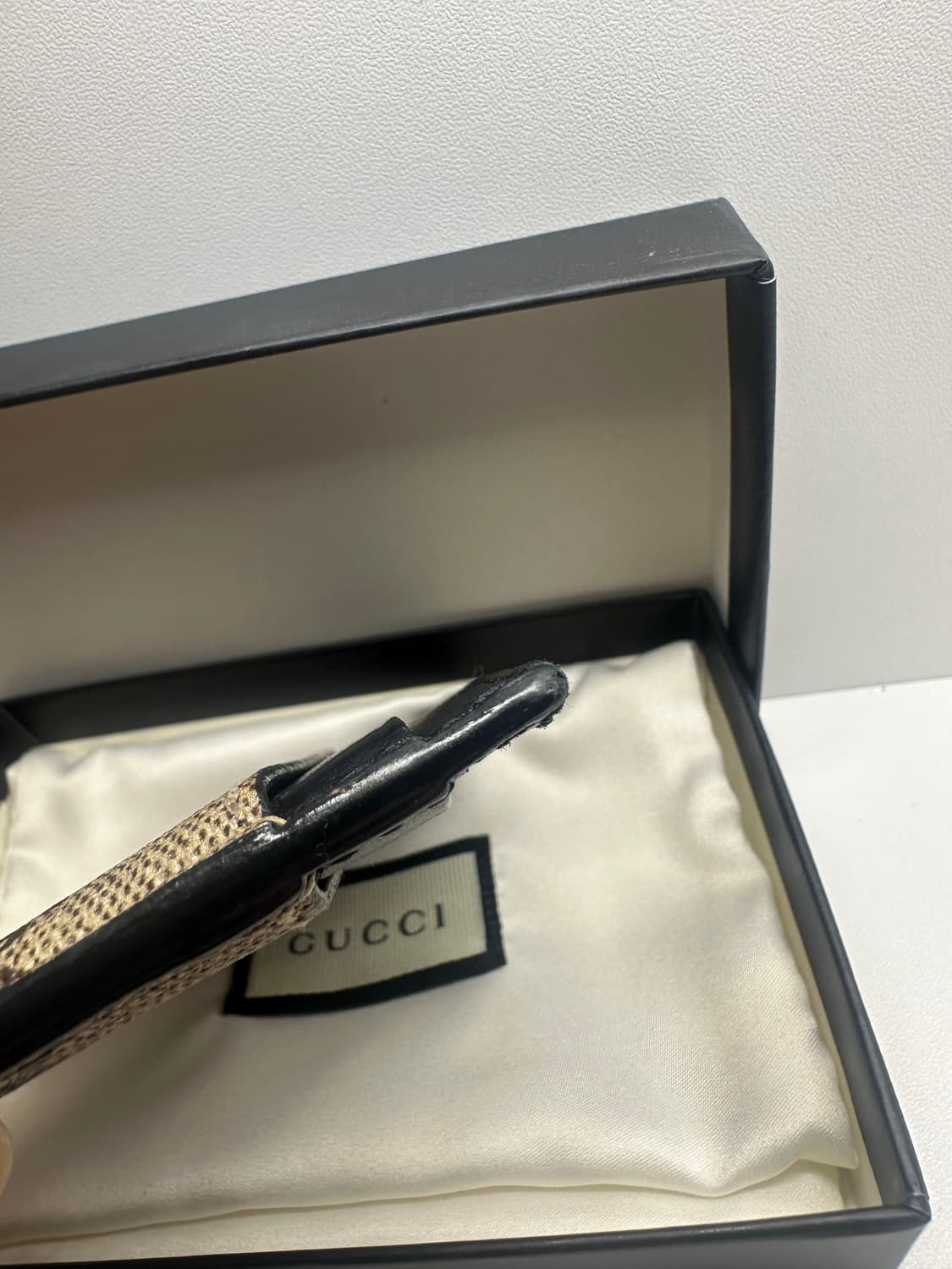 구찌 킹스네이크 카드지갑 GG 수프림 상품이미지5