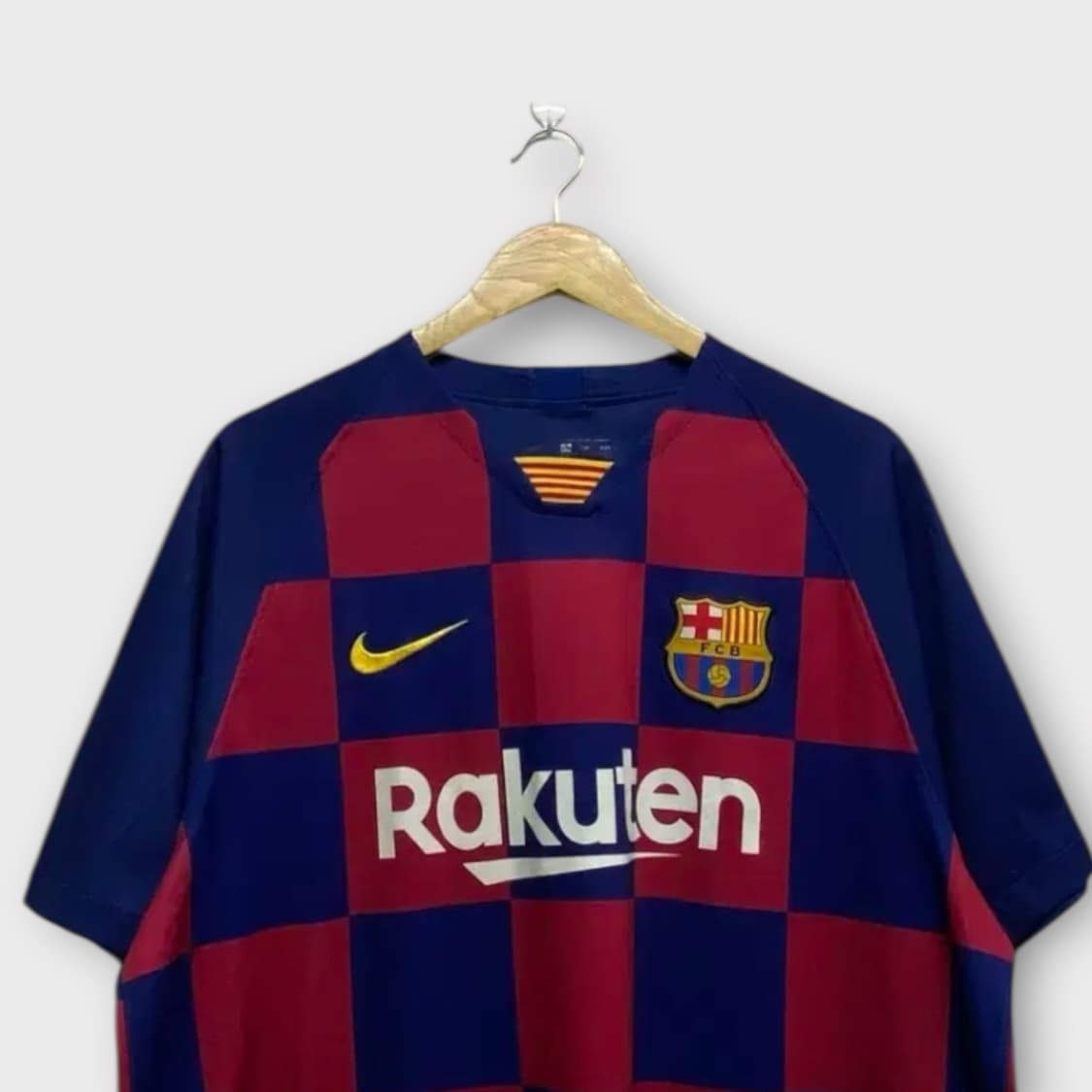 나이키 바르셀로나 19-20시즌 메시 유니폼 2XL 상품이미지2