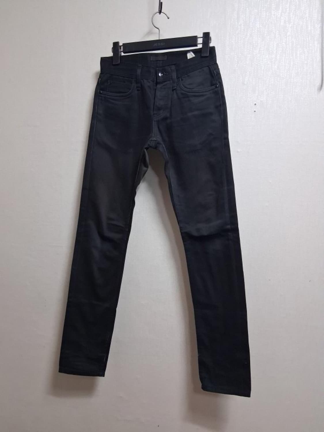언브랜디드 UB455 블랙 셀비지 생지 데님팬츠
12.5oz  28인치 상품이미지1