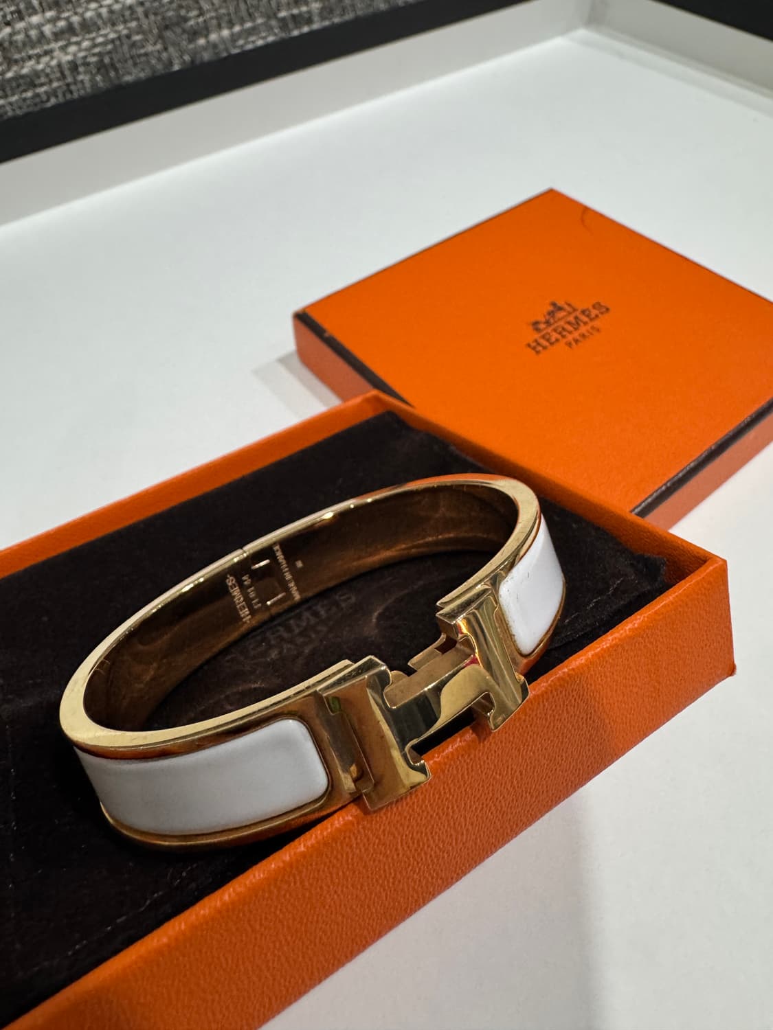 에르메스 클릭아슈 팔찌 화이트/골드 정품 상품이미지1