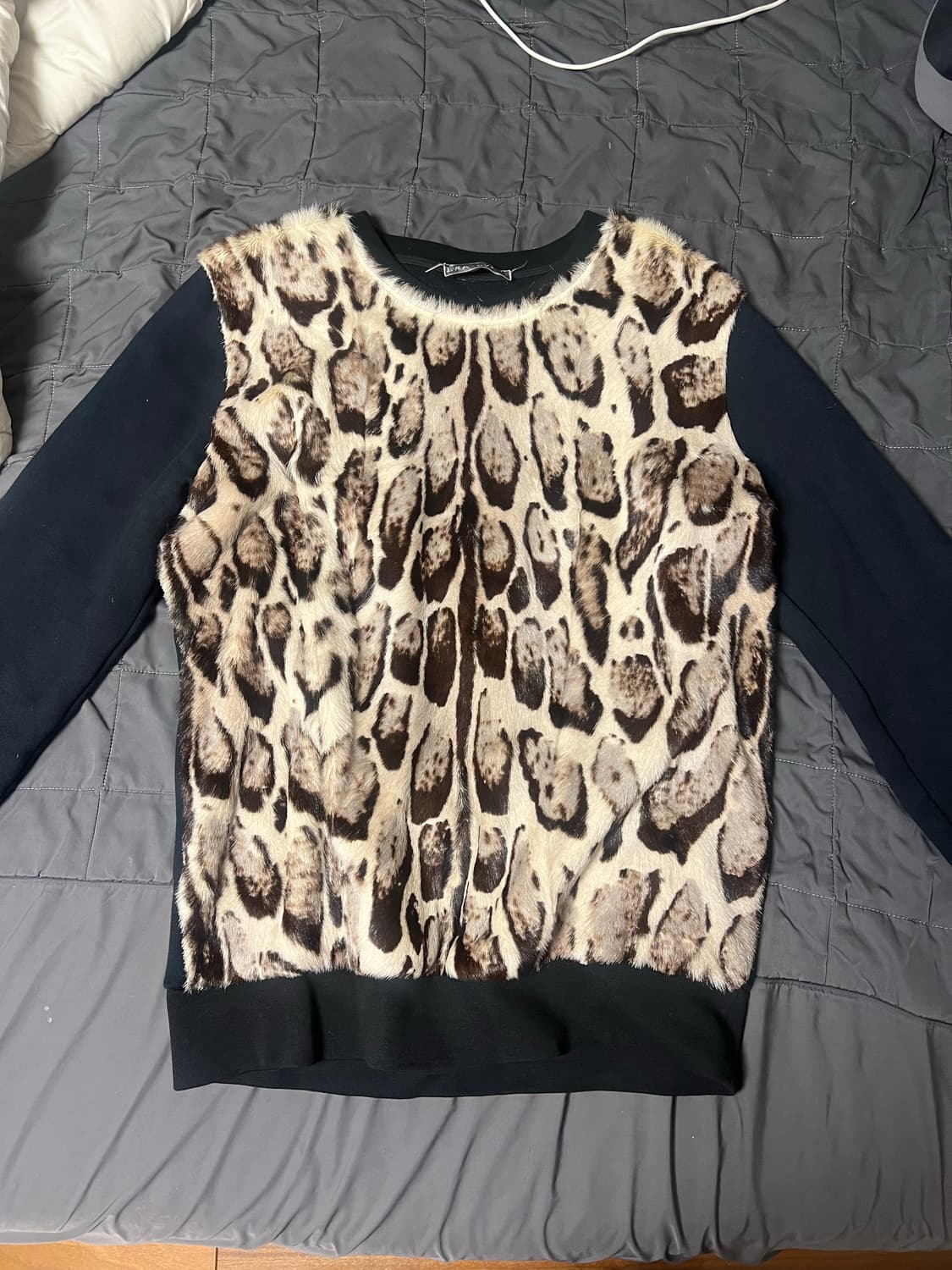 BRATOVICH 브라토비치 실크 염소가죽 헤어온 레더 탑 / 레오파드 상품이미지1