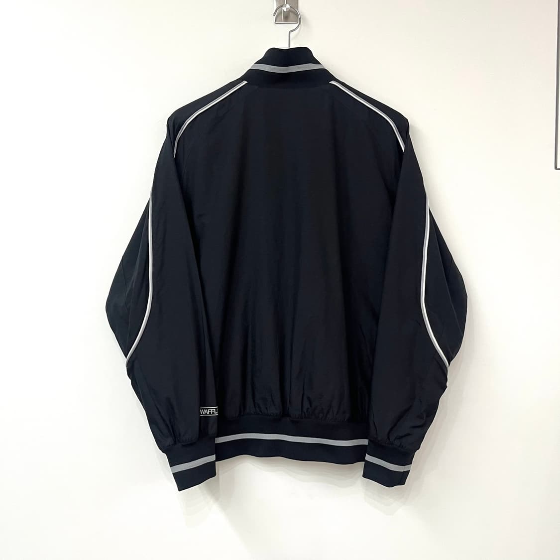 나이키 올드스쿨 스우시 나일론 바시티 자켓 상품이미지3