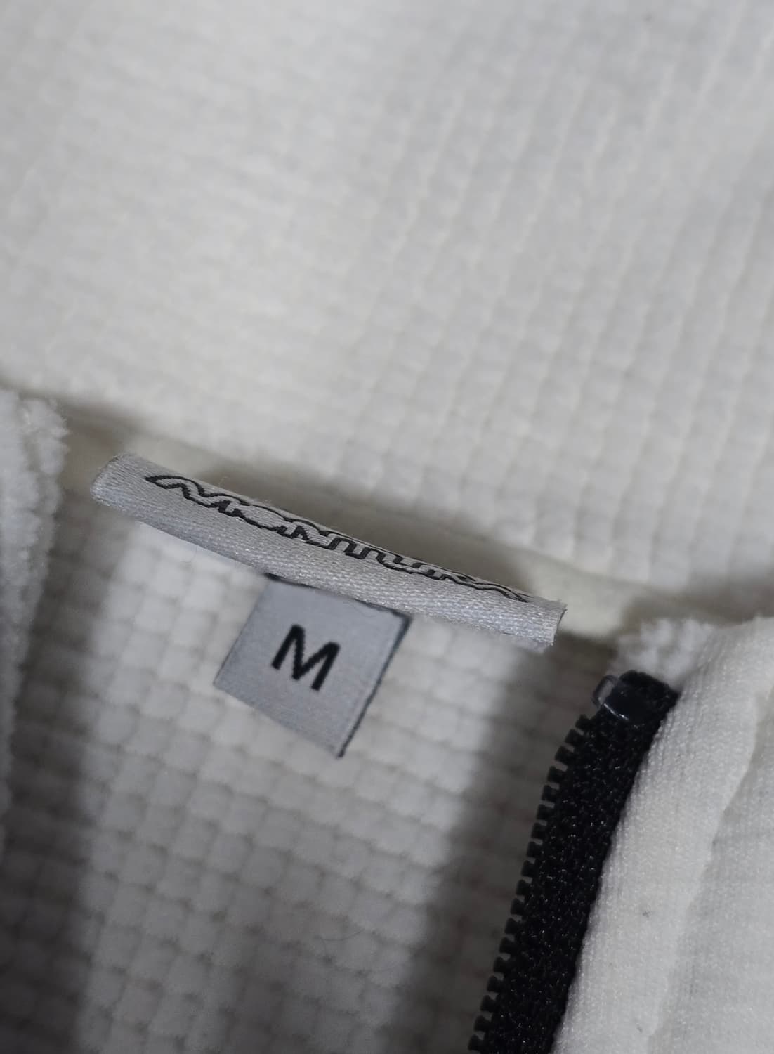 몬츄라 화이트 하프집업 포켓 스웨트셔츠 M사이즈 상품이미지7