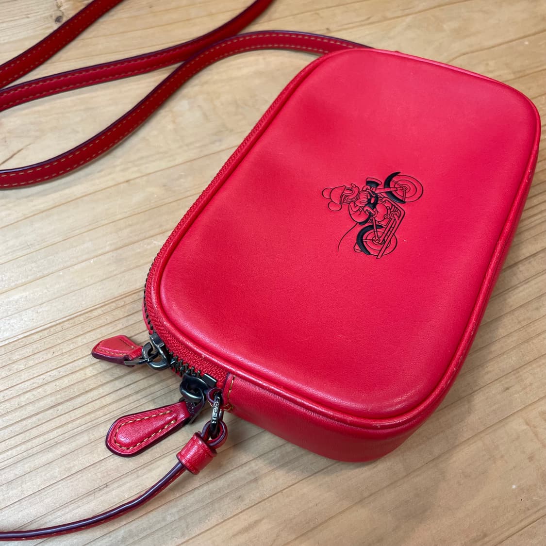 Coach x disney 미니백 상품이미지5