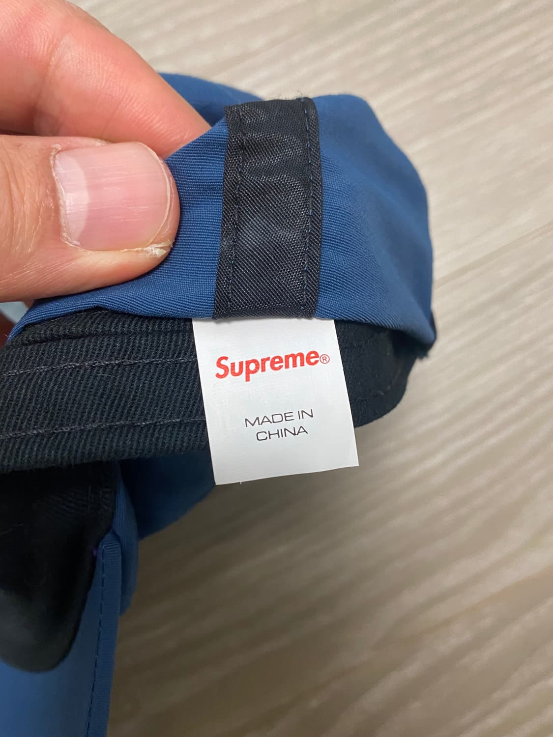 슈프림 모자 판매합니다 상품이미지2