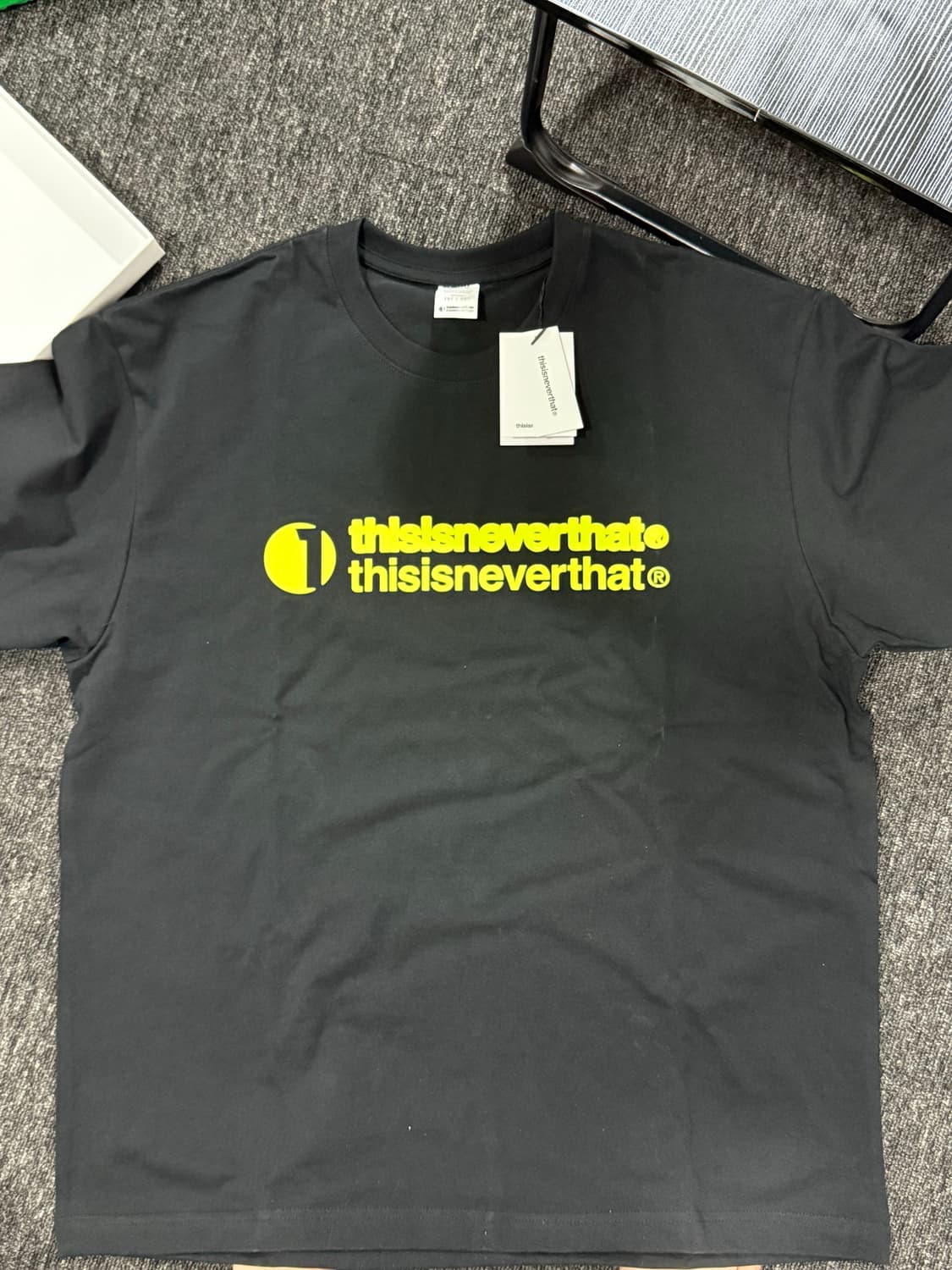 디스이즈네버댓 반팔 티셔츠 블랙 새상품 상품이미지1