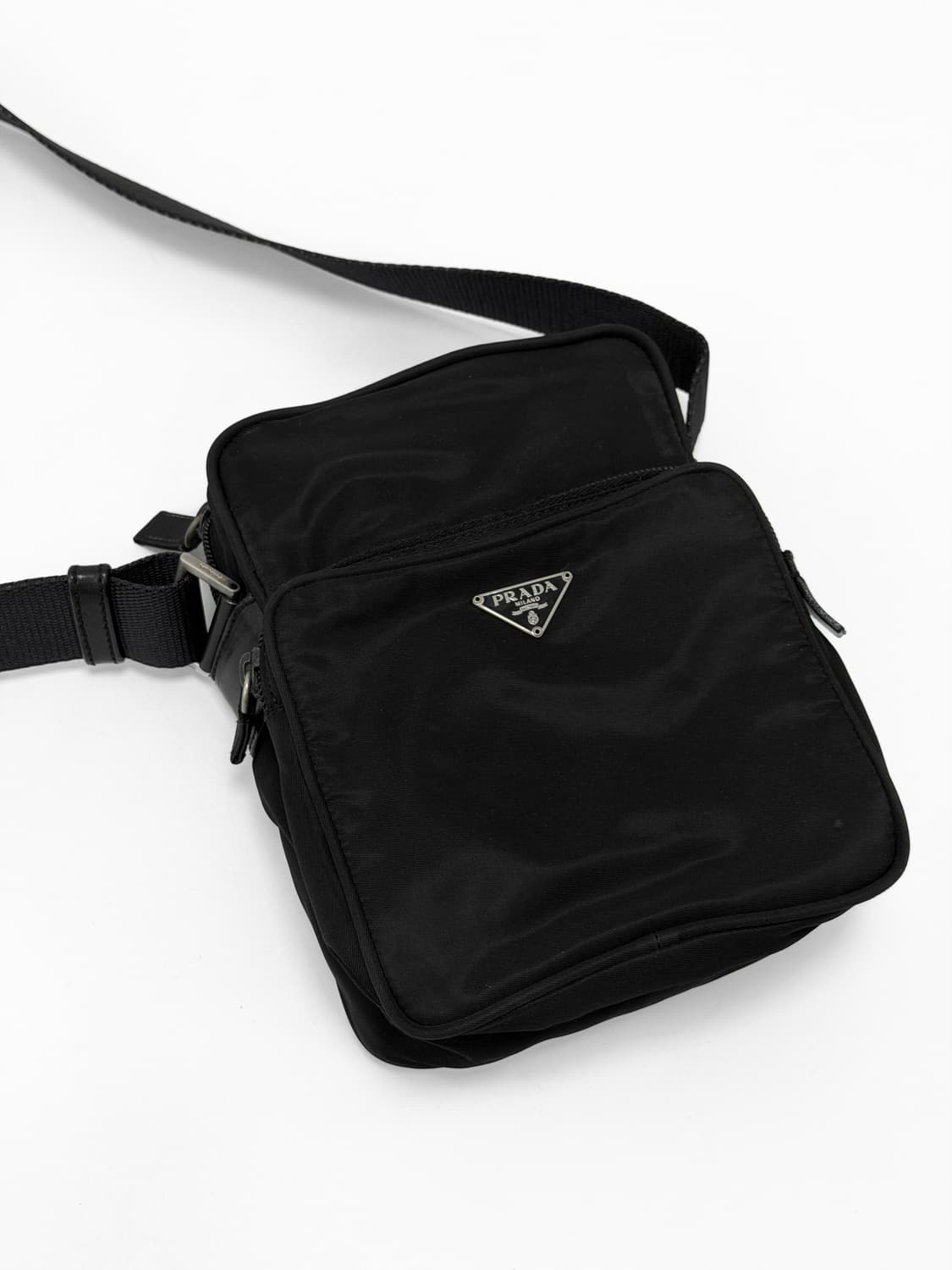 프라다 나일론 미니 크로스백 상품이미지2