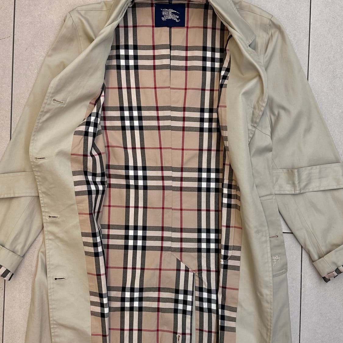 버버리 노바체크 트렌치 코트 베이지 상품이미지8