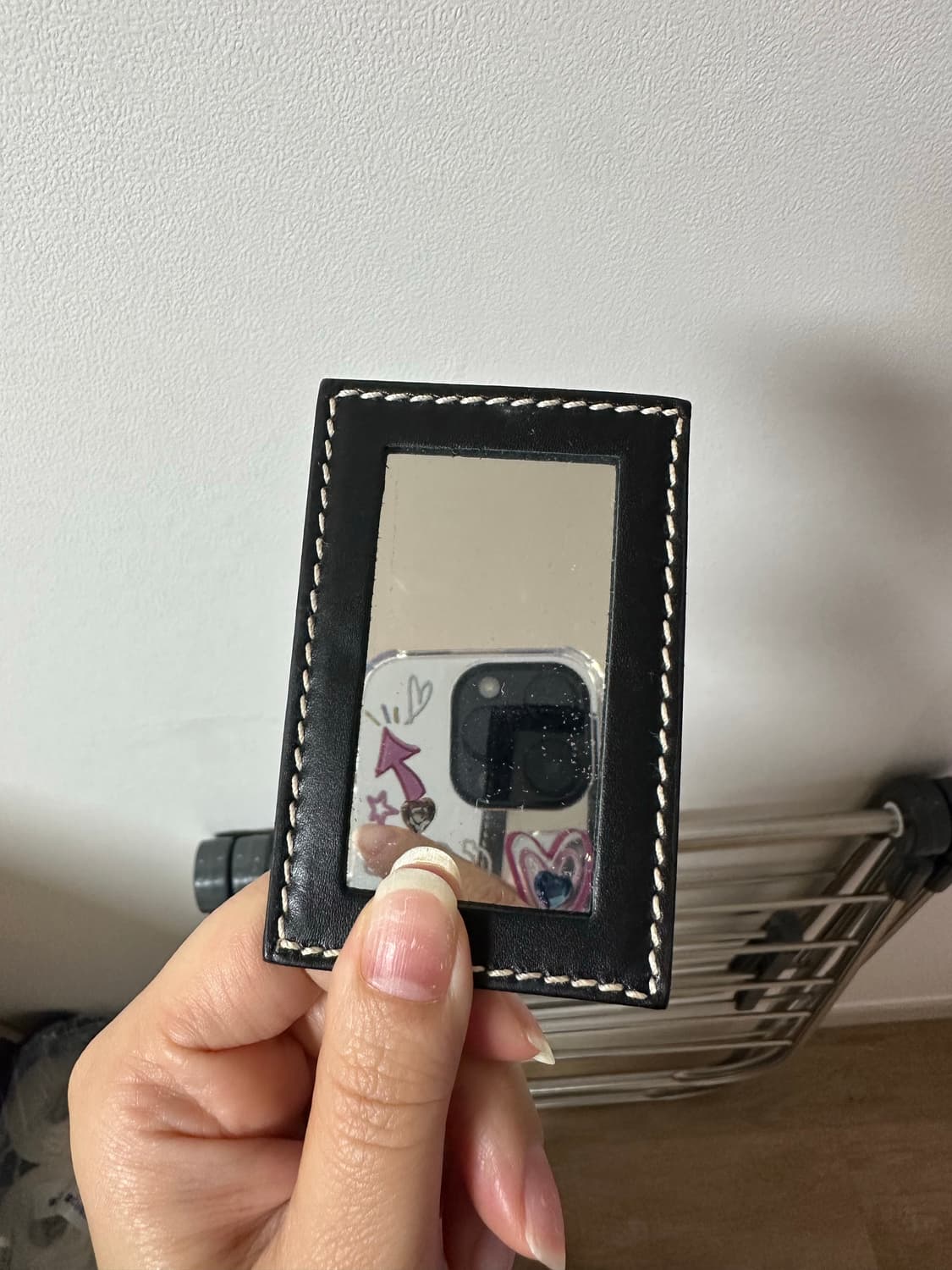 페라가모 블랙 켈리백 미니거울 포함 상품이미지5