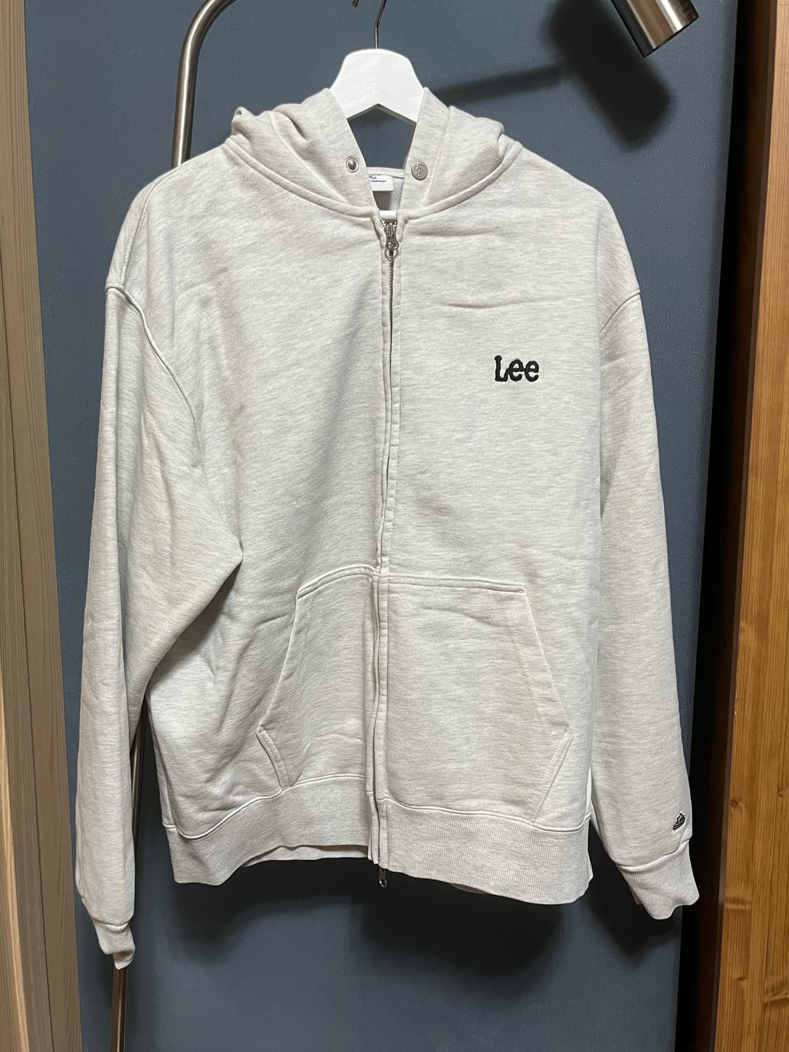 lee 회색 후드집업입니다! M사이즈 사용감X 상품이미지1