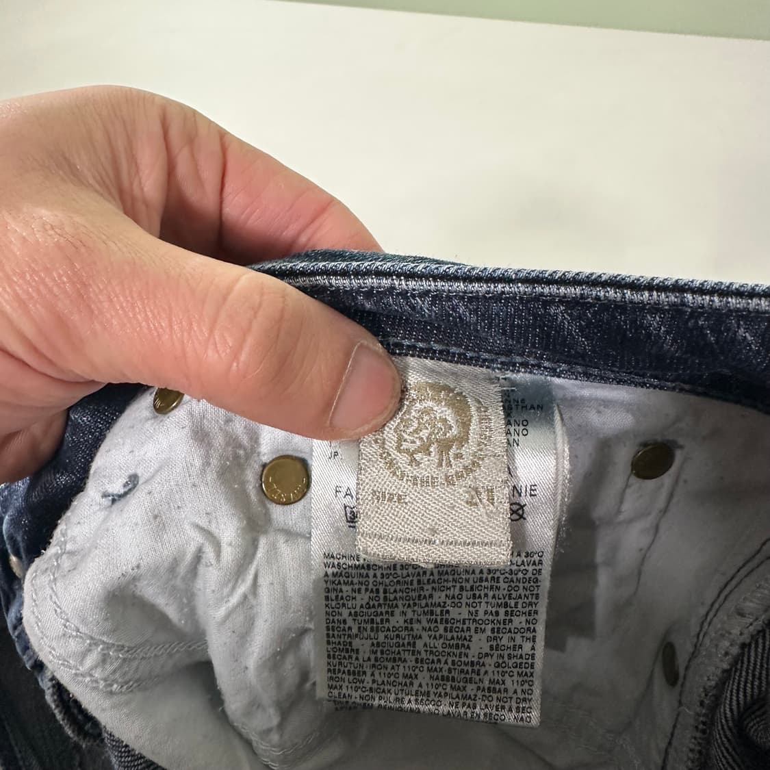 M 31 디젤인더스트리 진청워시드 ZATINY 자티니 데님팬츠 상품이미지3