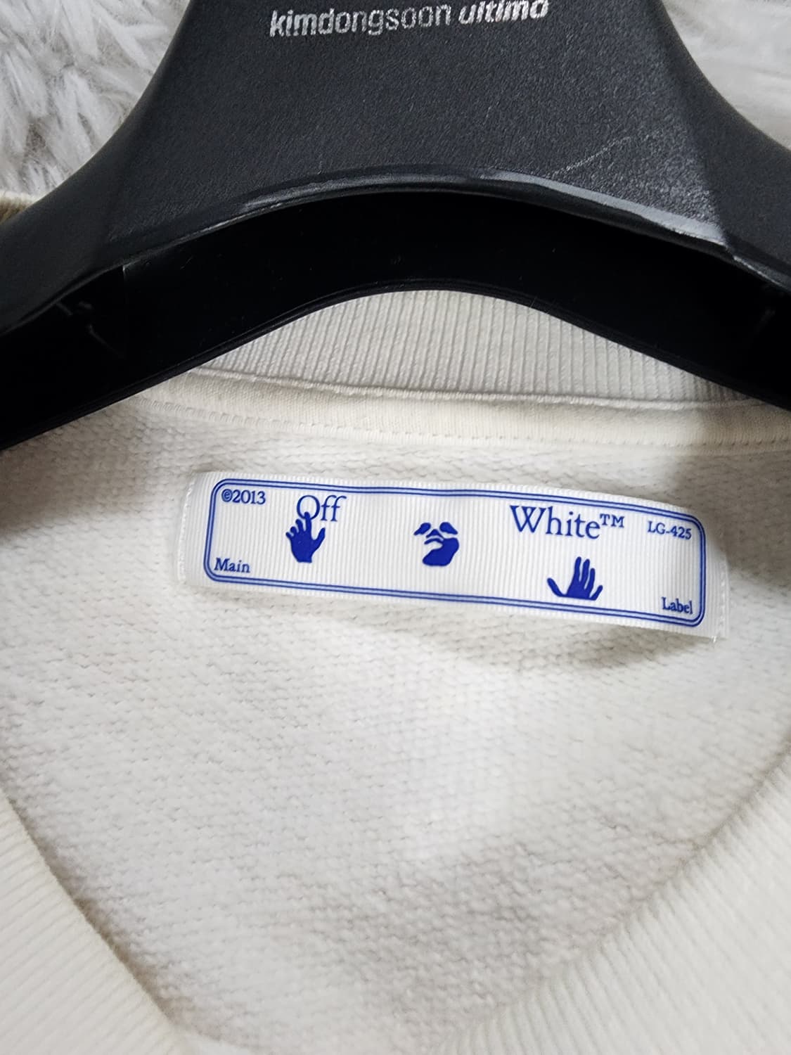 정품 국내매장판 오프화이트 20fw 스텐실 애로우 스웻셔츠 상품이미지3