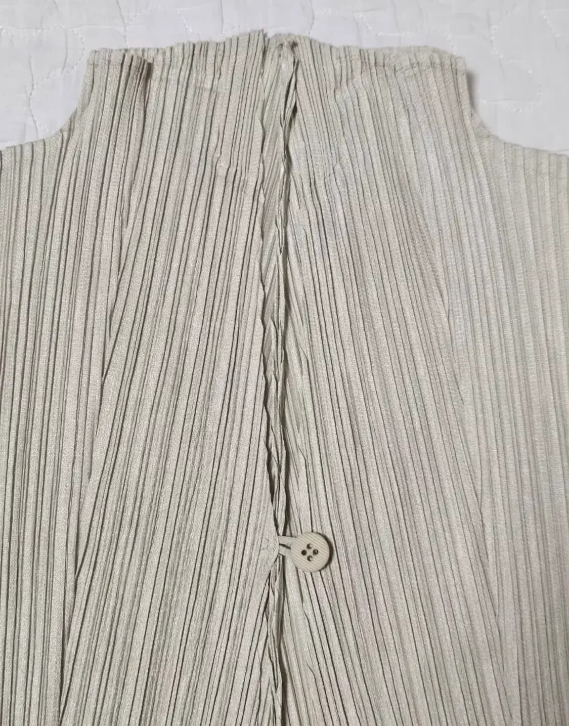 플리츠플리즈 가디건 상품이미지4