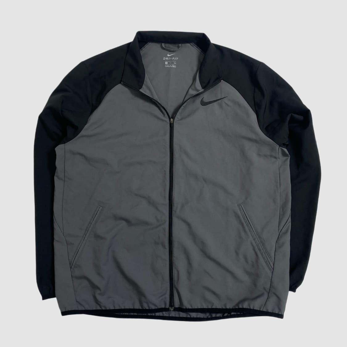 나이키 바람막이 상품이미지2