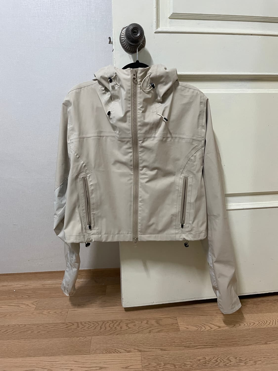 울리카상투스 윙본쉘자켓 2사이즈 크림 상품이미지1