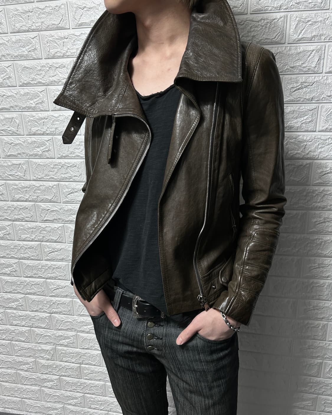 Maje 램스킨 사선 버클 하이넥 자켓 상품이미지2