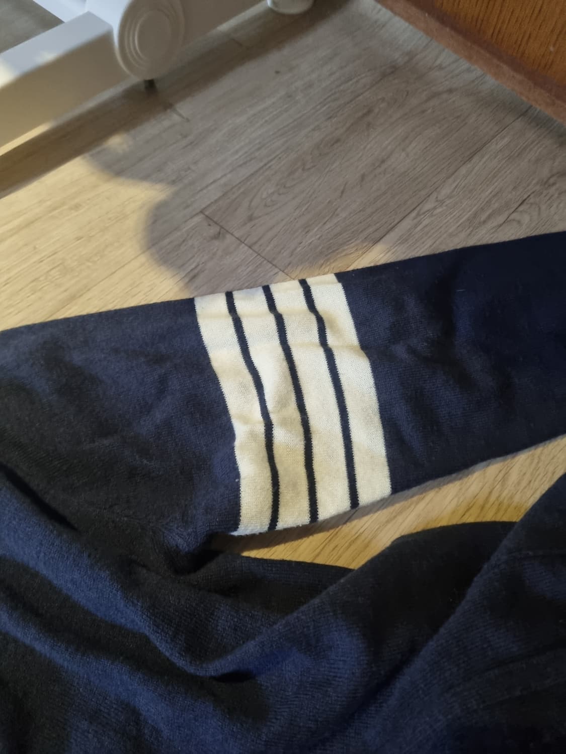 급처) 톰브라운 네이비 가디건.  M/XL 상품이미지5