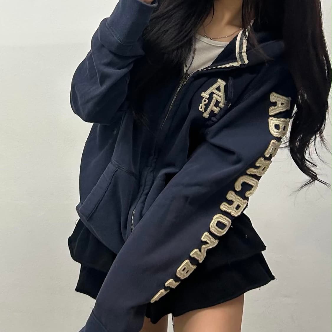 아베크롬비 y2k 블랙 올드스쿨 스웻 후드집업 희귀져지(L) 상품이미지2