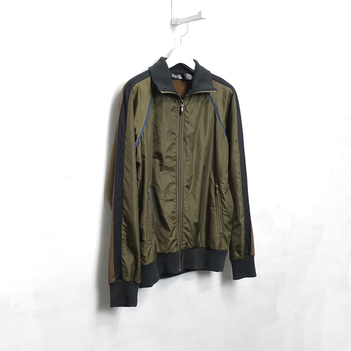 VOLCOM 볼컴 카키 스케이트보드 져지 S 상품이미지4