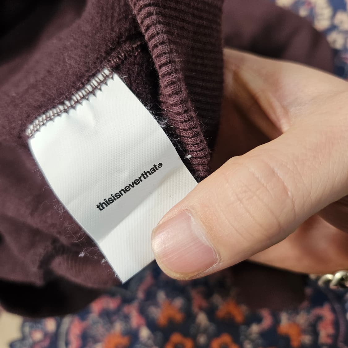 디스이즈네버댓 TOWN 프린팅 버건디 후드 Msize 상품이미지4