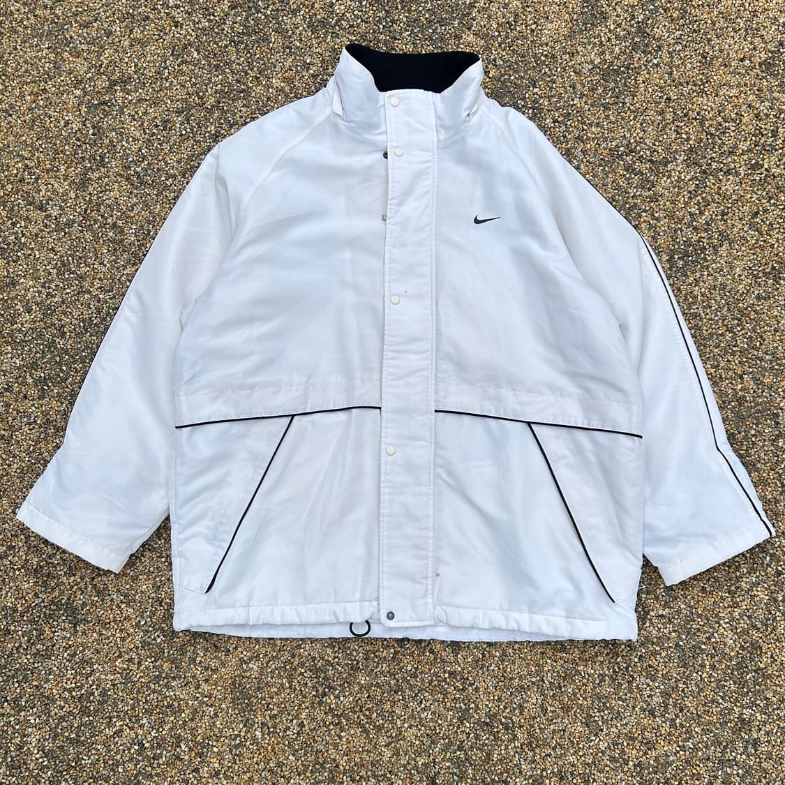 나이키(Nike)스우시 화이트 누빔 점퍼 상품이미지1