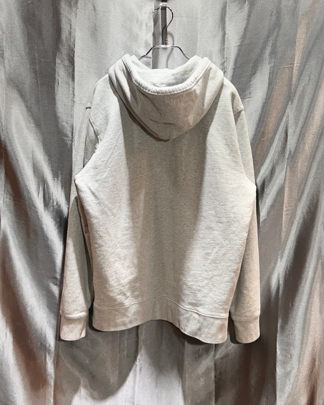 M 리바이스 스몰로고 레드탭 화이트 기모 후드티 상품이미지3