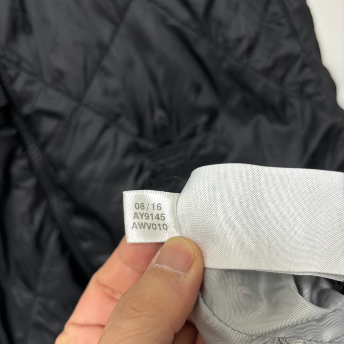 아디다스 블랙 삼선 퀼팅 자켓 상품이미지5