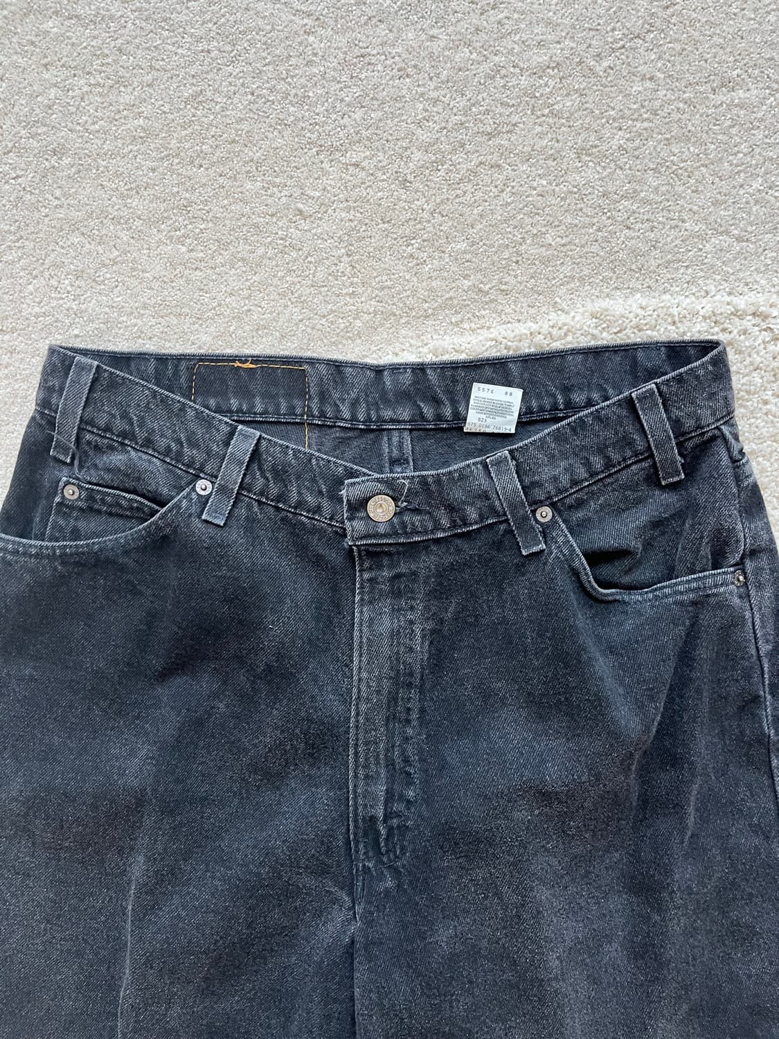 90s Levi's 560 오렌지탭 블랙 데님 쇼츠 (31-33) 상품이미지5