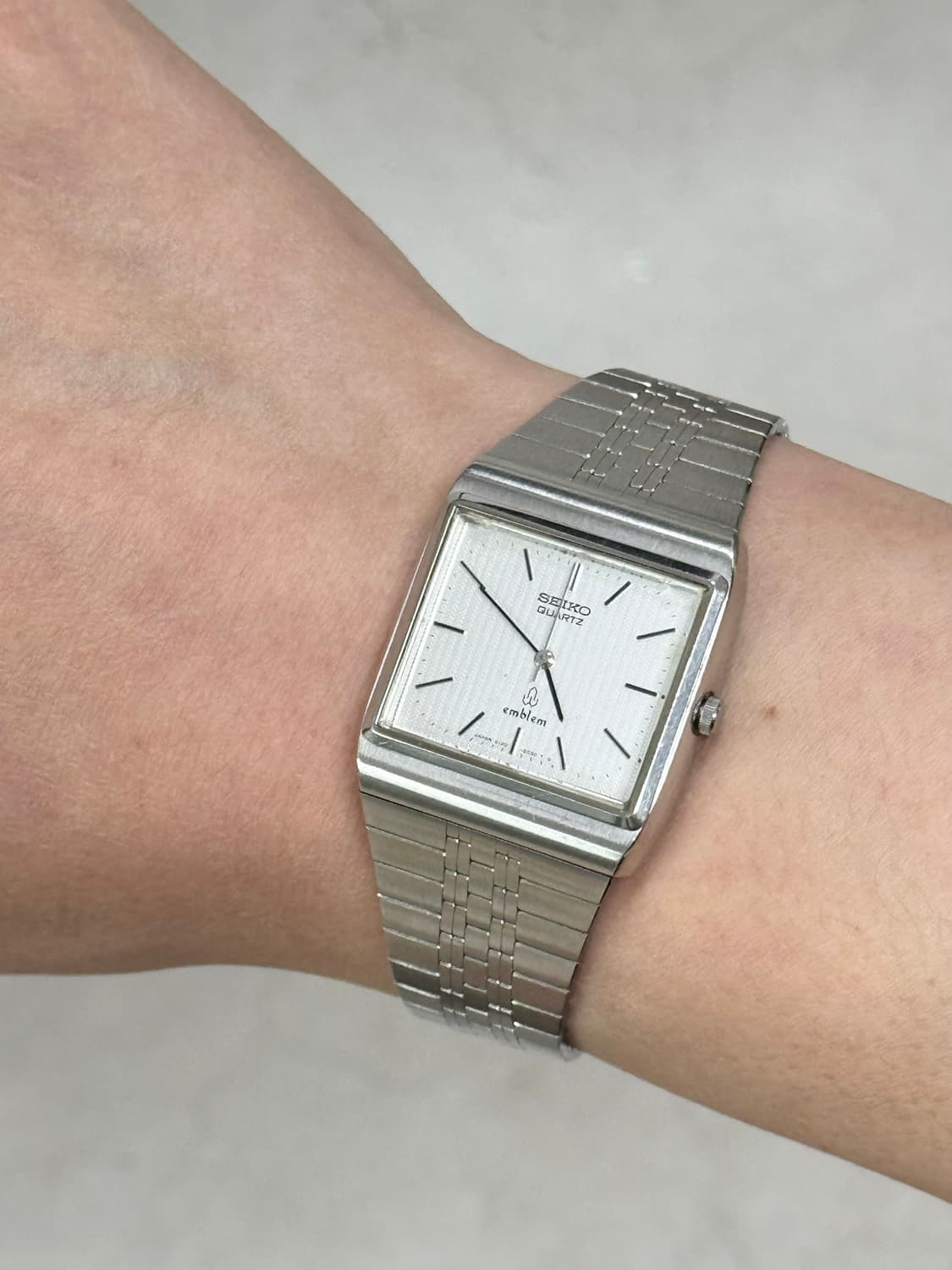 70s 빈티지 세이코 엠블럼 쿼츠 희귀 상품이미지10