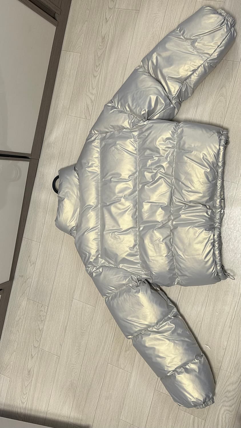 글로시 크롭 푸퍼 자켓 실버 상품이미지2