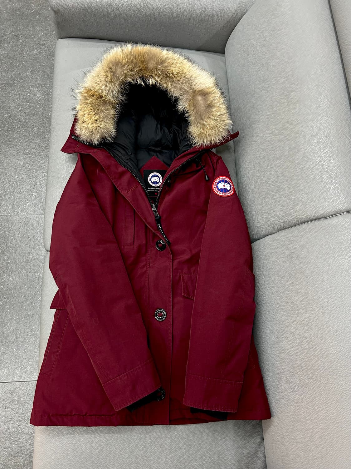 캐나다구스 버건디 패딩(M/55~66) 상품이미지2