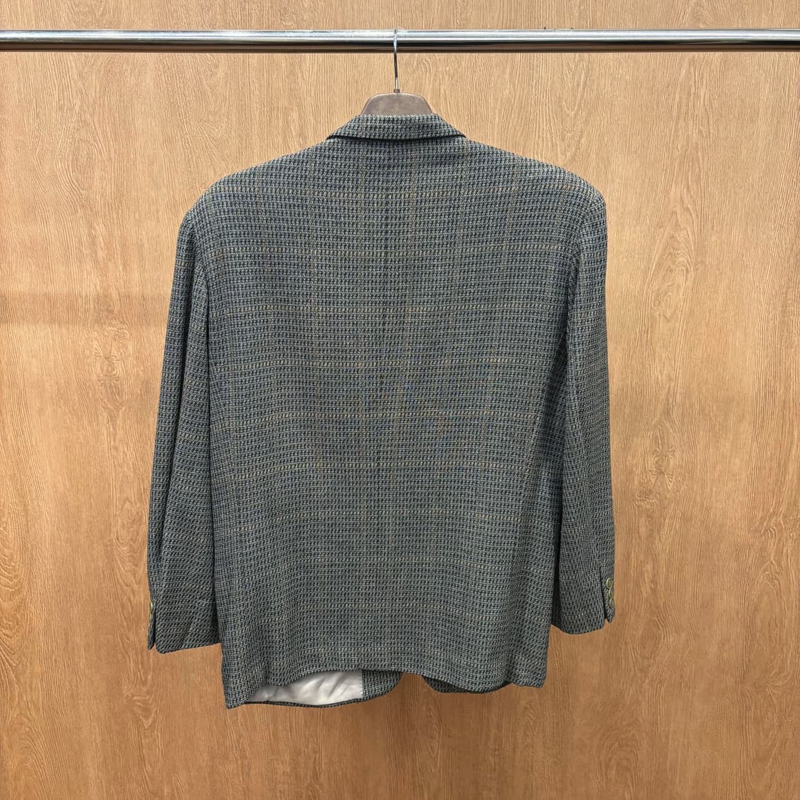 입생로랑 싱글 블레이저 자켓 하운드투스 체크 패턴 투버튼 디테일 브라운 상품이미지3