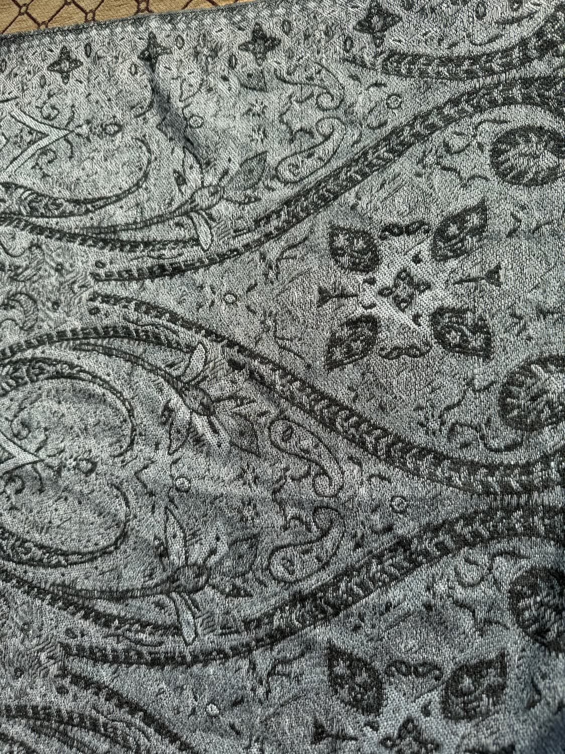 그레이 페이즐리 머플러 상품이미지2