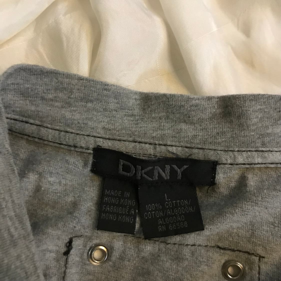 DKNY 도나카란 펑크 스티치 펀칭 반팔티 상품이미지9