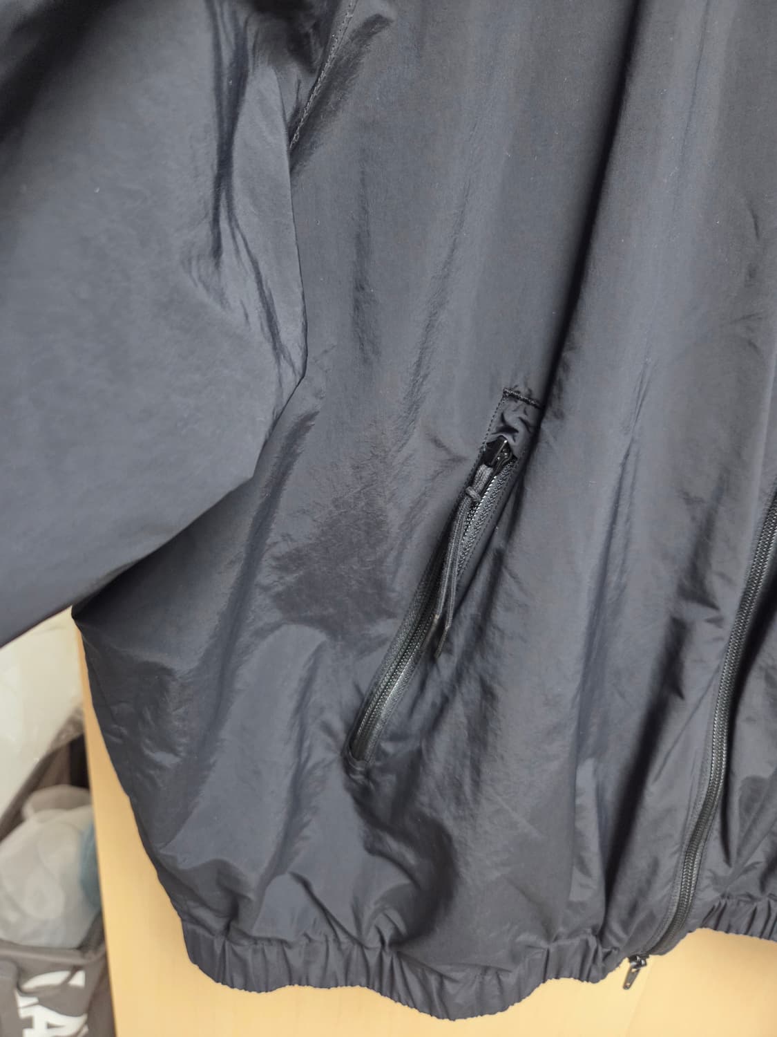 토마스모어 탱커 블루종 블랙 색상 
L 상품이미지6