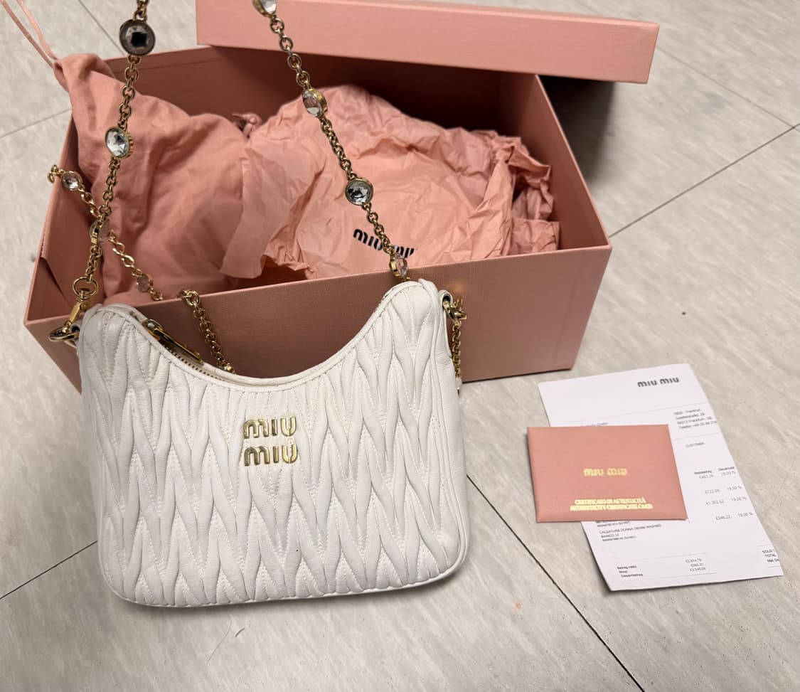 [정품] 미우미우 마테라쎄 나파 화이트 숄더백 5BH211 상품이미지1