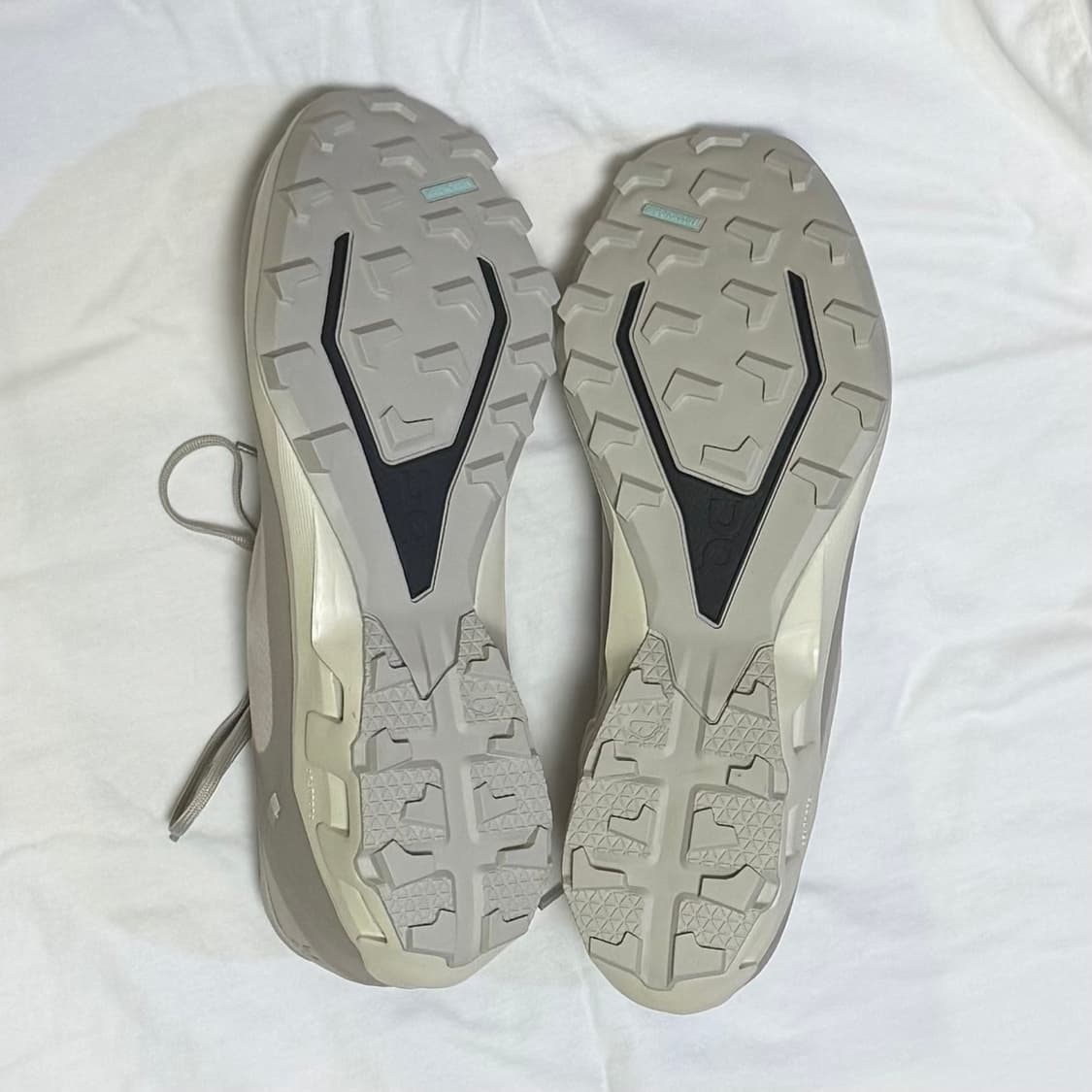 새상품) 온러닝 파프 (paf) 클라우드벤쳐 피크 아이스 문 W280 상품이미지6