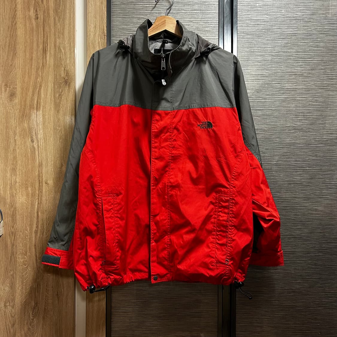 노스페이스 오렌지 바람막이 XL 상품이미지1