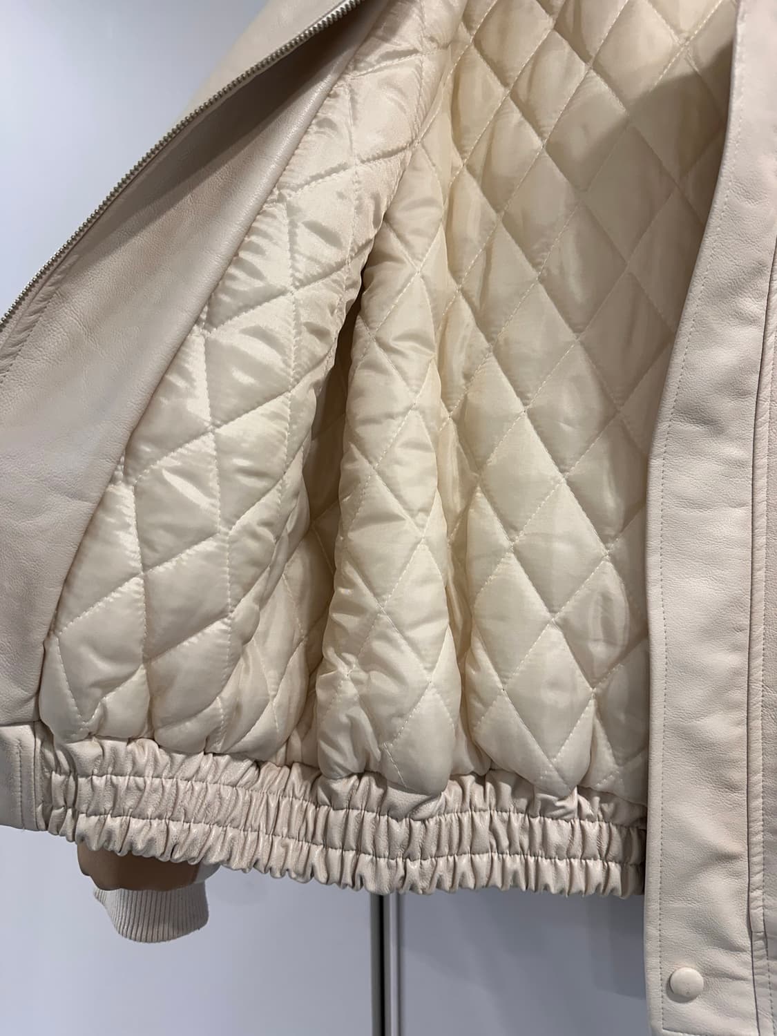 세이스라 배색 레더 재킷 상품이미지5