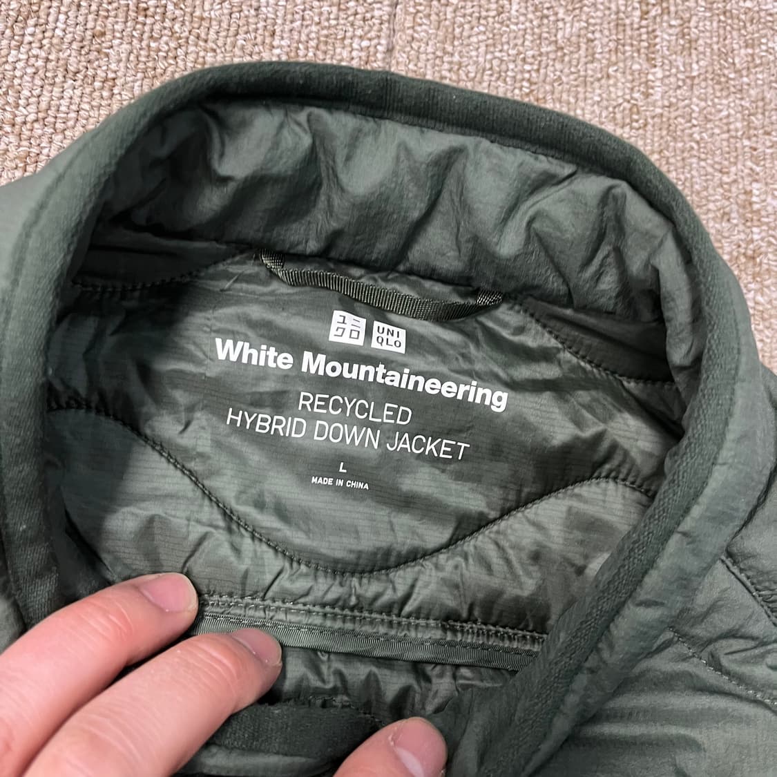 유니클로 x 화이트 마운티니어링 하이브리드 다운자켓 상품이미지5