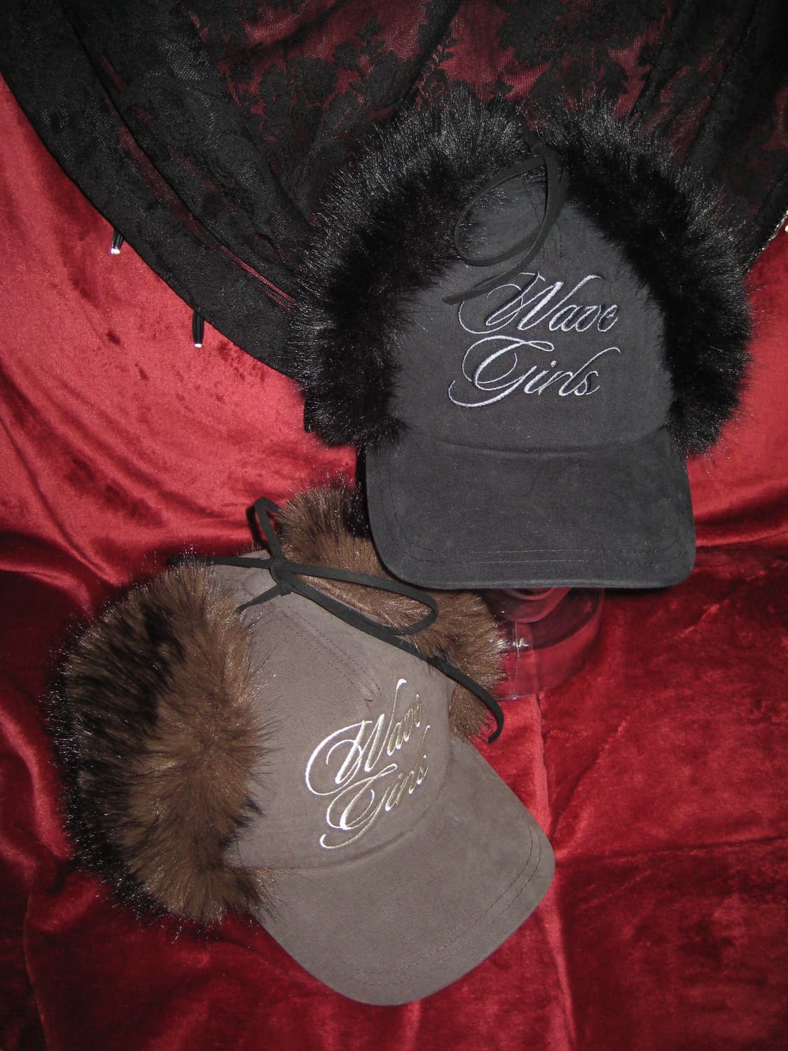 레터링 퍼 이어플랩 캡 모자  상품이미지1