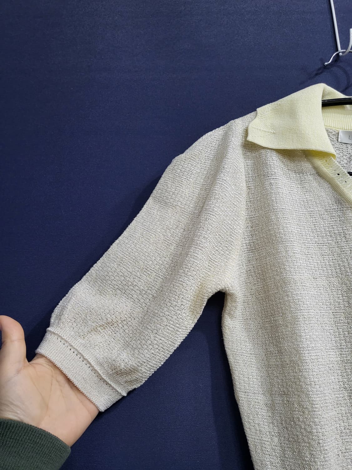 LiNE 라인 브이넥 금사 니트(새상품) 상품이미지4