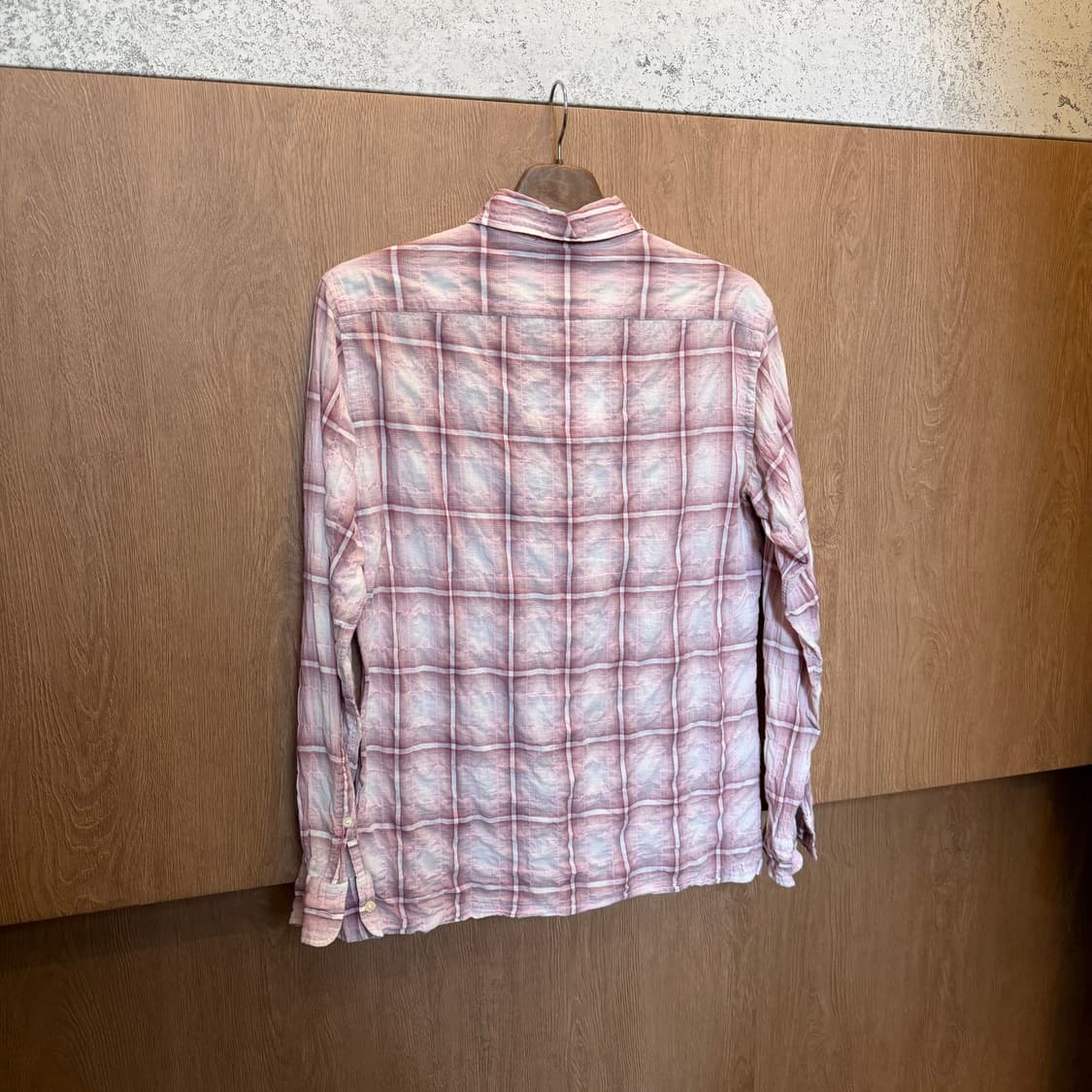 라코스테 긴팔 체크 셔츠 로고 자수 디테일 레귤러핏 라이트 핑크  상품이미지2