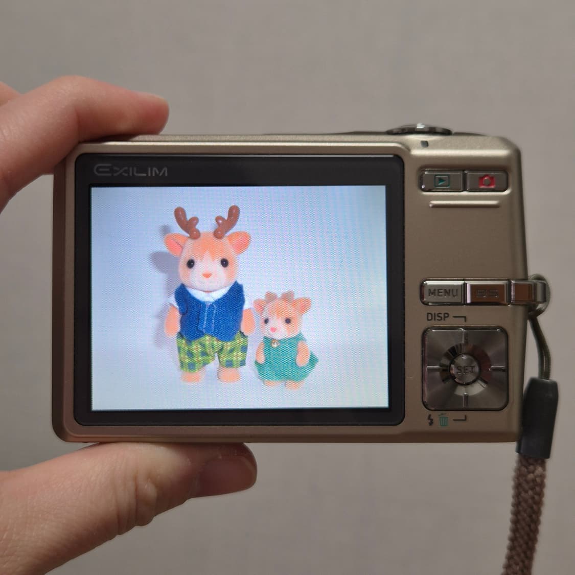 카시오 EXILIM Z700 골드 ✨ 따뜻한 색감 감성디카 💛 상품이미지2