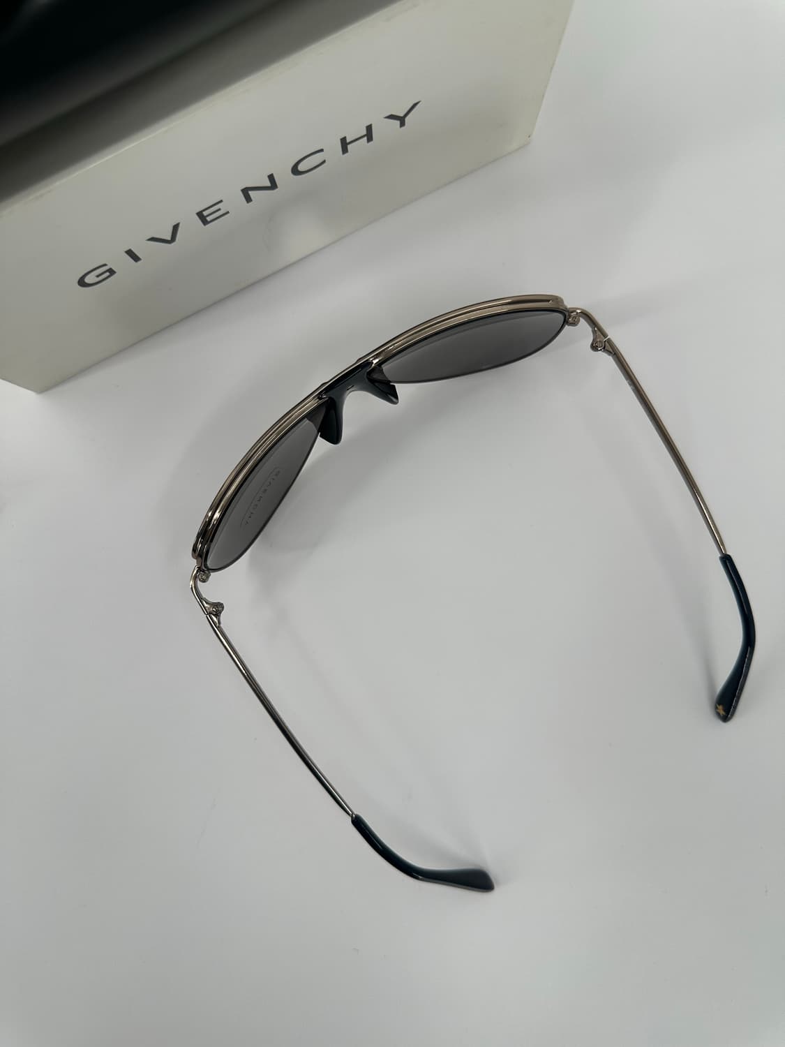 [새상품 무료배송] 정품 지방시 Made in Italy 선글라스 상품이미지7