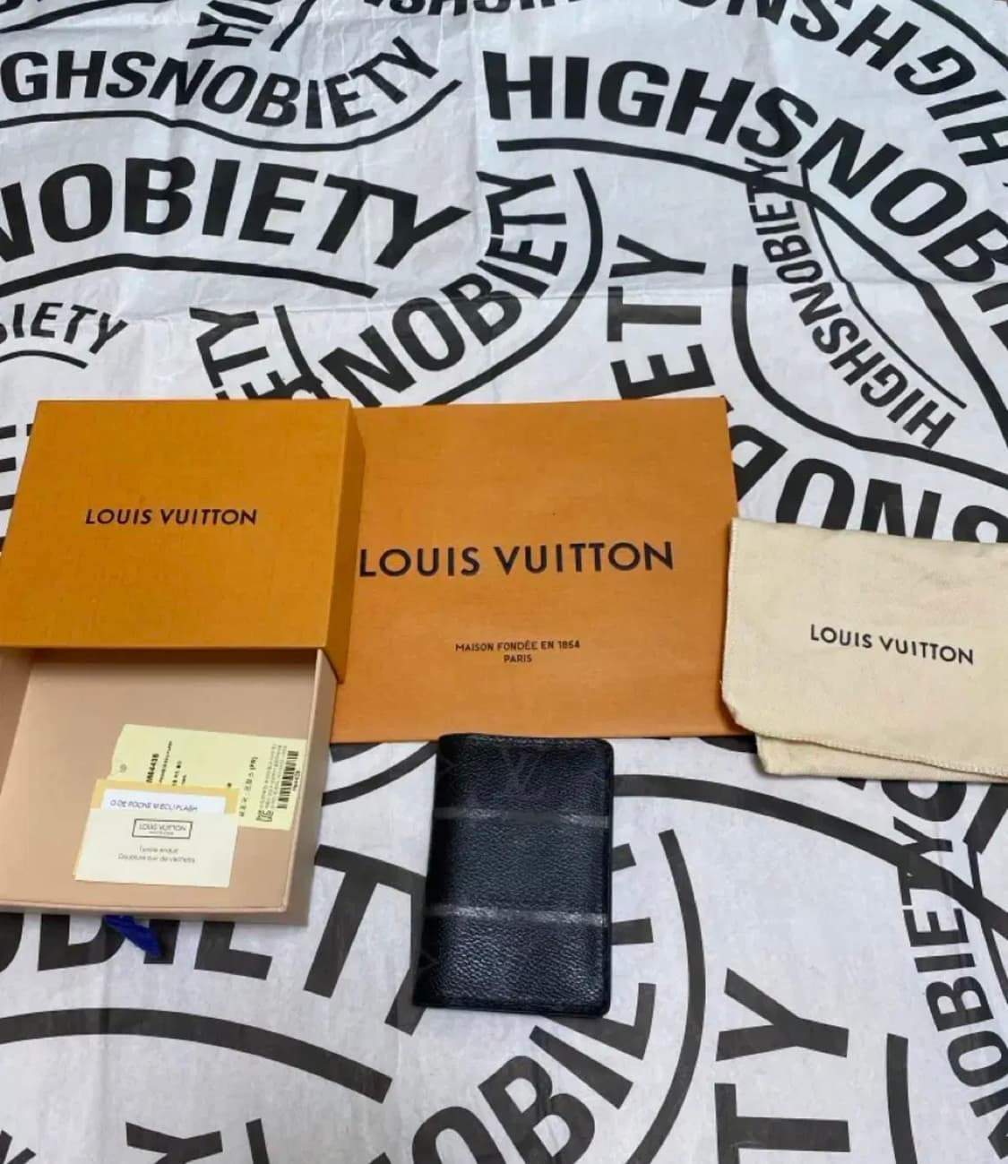 [Free] 루이비통 x 프라그먼트 카드지갑 상품이미지4